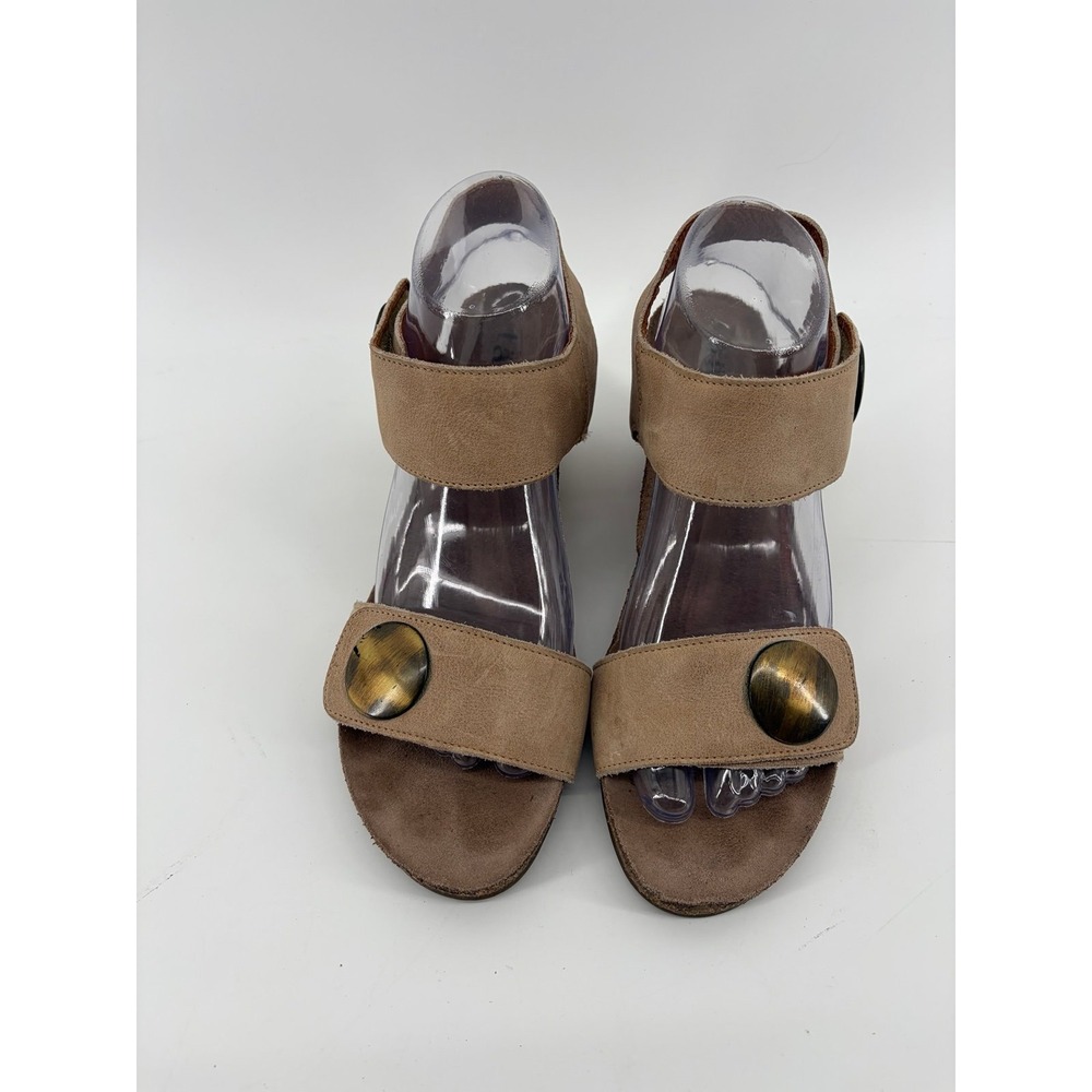 Taos Sandals, Beige Leather Wedge Slingback, Women's Size 8.5 (39), Pre-Owned